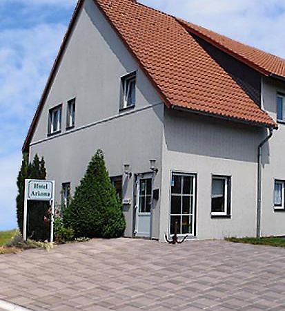 Hotel Arkona Genthin Buitenkant foto