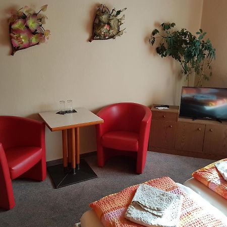 Hotel Arkona Genthin Buitenkant foto